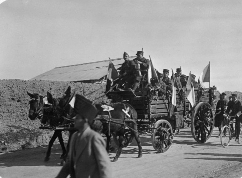 Soldiers of the French Foreign Legion travelling by wagon, Syria, 20th century. The French Foreign Legion was established in 1831 as an elite unit of foreign volunteers. The Legion's primary function in the 19th and early 20th century was the expansion and protection of France's overseas territories. Syria was governed by France between the two World Wars under the terms of a League of Nations mandate. (Photo by Art Media/Print Collector/Getty Images)