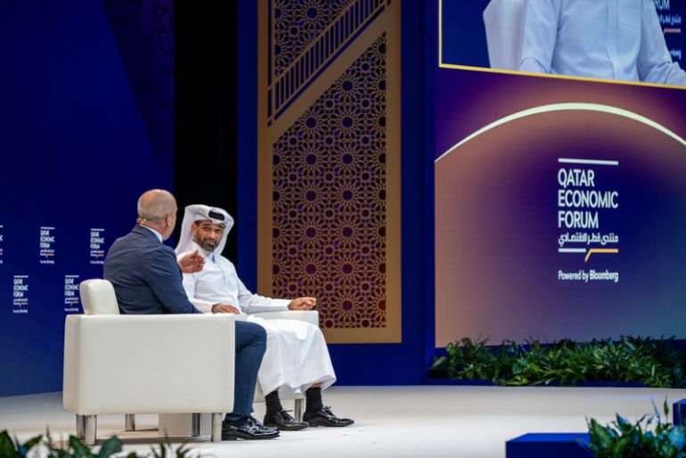 منتدى قطر الاقتصادي يناقش إرث كأس العالم كنموذج للتنمية 1 حسن الذوادي: التجربة القطرية في تنظيم كأس العالم ليست مجرد قصة نجاح رياضي، بل هي تجربة تنموية عميقة (الجزيرة)