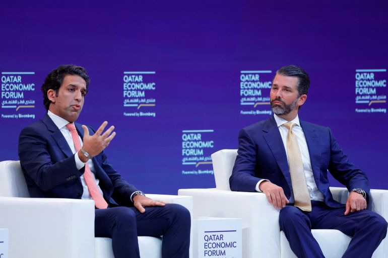 منتدى قطر الاقتصادي.. أميركا والخليج على مسار شراكة عقلانية 1 Donald Trump Jr. (R) and US Business executive Omeed Malik talk during a session in the Qatar Economic Forum in Doha on May 21, 2025. (Photo by Karim JAAFAR / AFP)