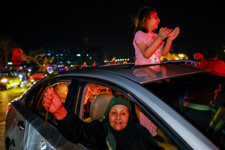 بالصور.. كيف تفاعل السوريون مع قرار رفع العقوبات الأميركية؟ 2