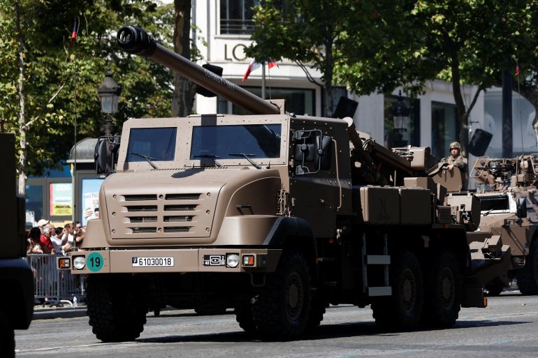 أوروبا تخوض سباق حواجز لإعادة التسلح 1 Bastille Day celebrations in Paris
