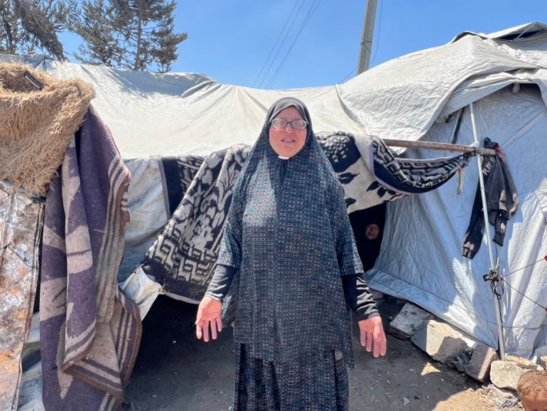 فيديو.. قلق فلسطيني مضاعف من خطط احتلال غزة بالكامل 5 : رائدة معروف: تهجّرنا من مكان لمكان وتعرضنا للذل الشديد.. ويهددوننا مجددا بالترحيل