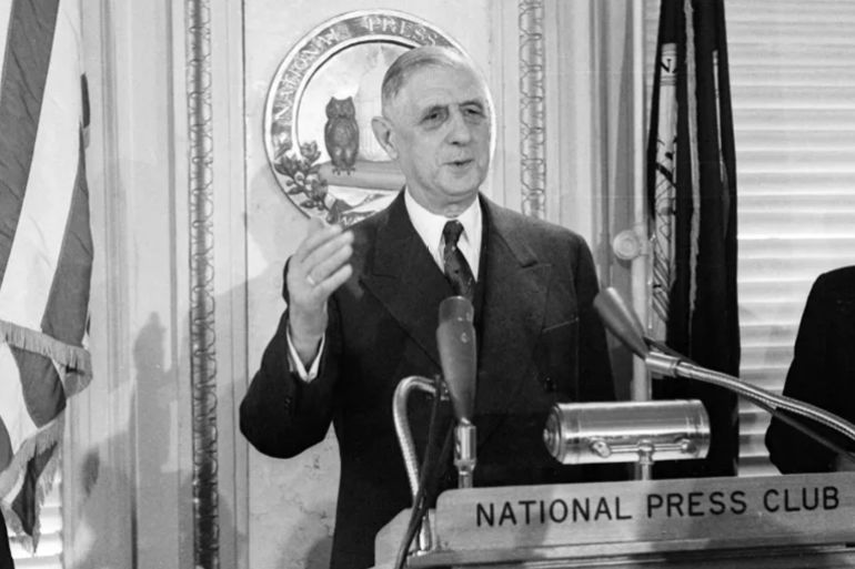 ذكرى الحرب العالمية الثانية.. هكذا عانى العرب ويلات حرب لا تعنيهم 3 French President Charles de Gaulle (1890 - 1970) speaks at the National Press Club, Washington DC, April 23, 1960. (Photo by Benjamin E. 'Gene' Forte/CNP/Getty Images)