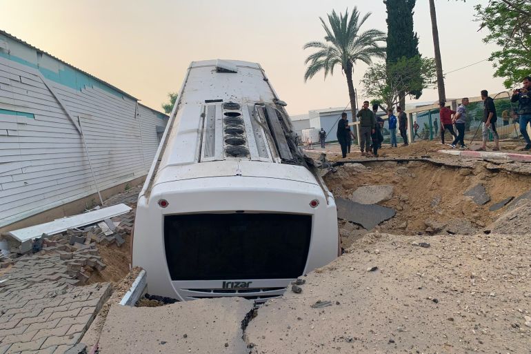مرضى السرطان في غزة بلا علاج 3 تسببت الغارات الجوية في إلحاق أضرار جسيمة بالبنية التحتية لمستشفى غزة الأوروبي وأقسامه الداخلية-رائد موسى-خان يونس-الجزيرة نت
