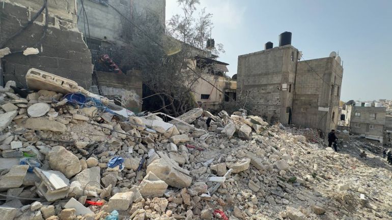 إسرائيل مستمرة بقتل جغرافيا المخيمات في طولكرم 1 آثار الدمار في منازل مخيم نور شمس شرق مدينة طولكرم