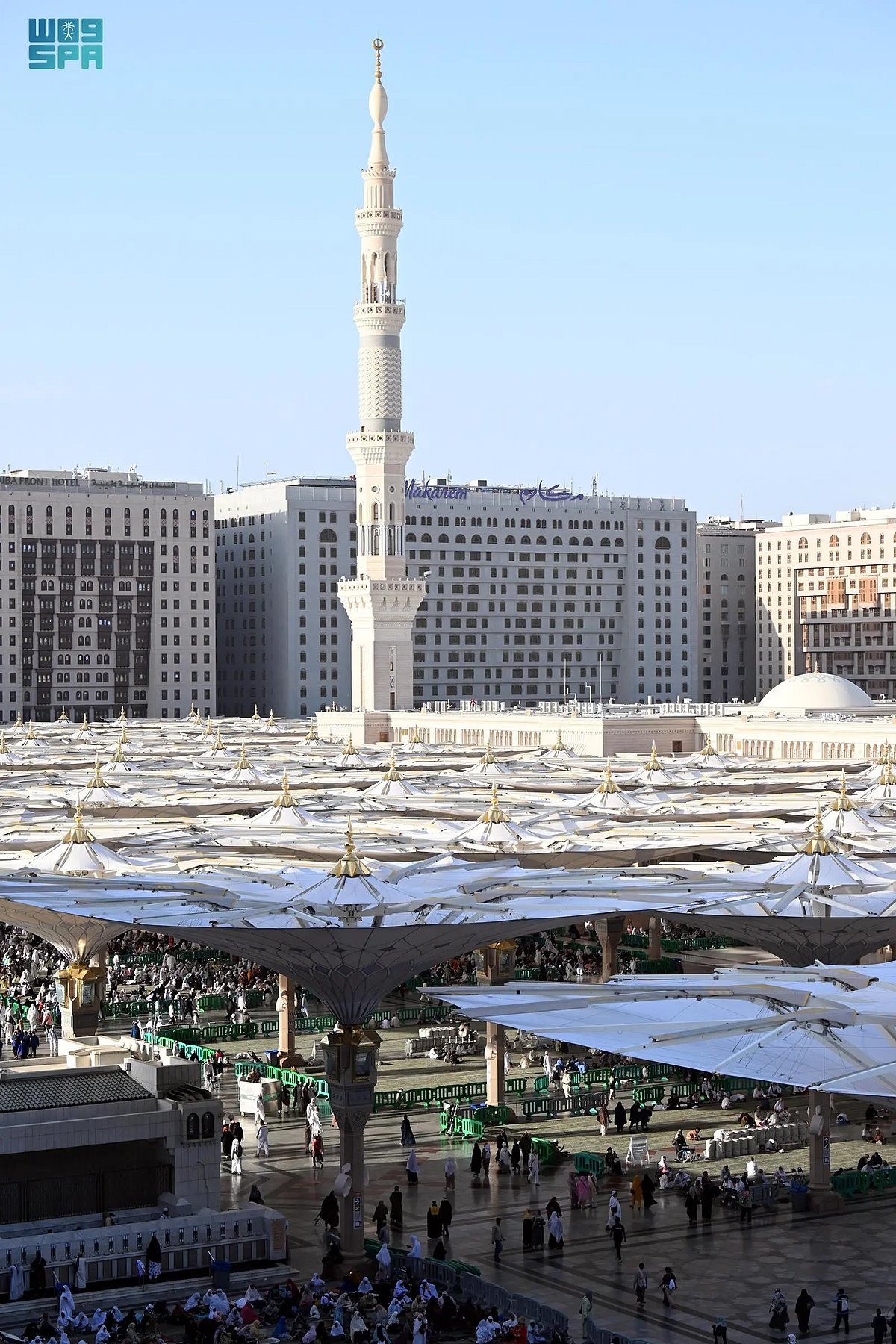 10 مآذن تُزيِّن المسجد النبوي الشريف بصدًى يوميٍّ للنداء الخالد 1