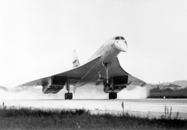 نيويورك-باريس في أقل من 4 ساعات.. هل يتحقق الحلم في 2029؟ 3 FILES-FRANCE-BRITAIN-TRANSPORT-AVIATION-TECHNOLOGY-HERITAGE(FILES) Concorde 001, the Franco-British supersonic aircraft, is seen landing after its first supersonic flight on October 1, 1969, in Toulouse. Concorde 001 exceeded Mach 1 for the first time, holding Mach 1.05 for 9 minutes. The French Minister of Culture announced on May 5, 2025, that the Franco-British supersonic aircraft Concorde No. 1 and all its equipment has been classified the register France's Historical Monument (Monument Historique). (Photo by AFP) DATE 05/05/2025 SIZE x Country FRA SOURCE AFP/-